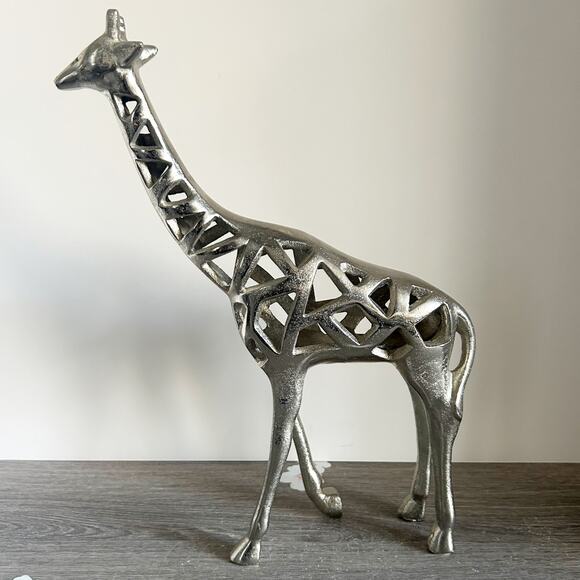 Vintage Steel Silver Metal Hollow Modern Art Giraffe Statue Made in India EUC - Picture 1 of 8